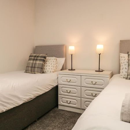 Kirkby House Villa Карнфорт Екстериор снимка