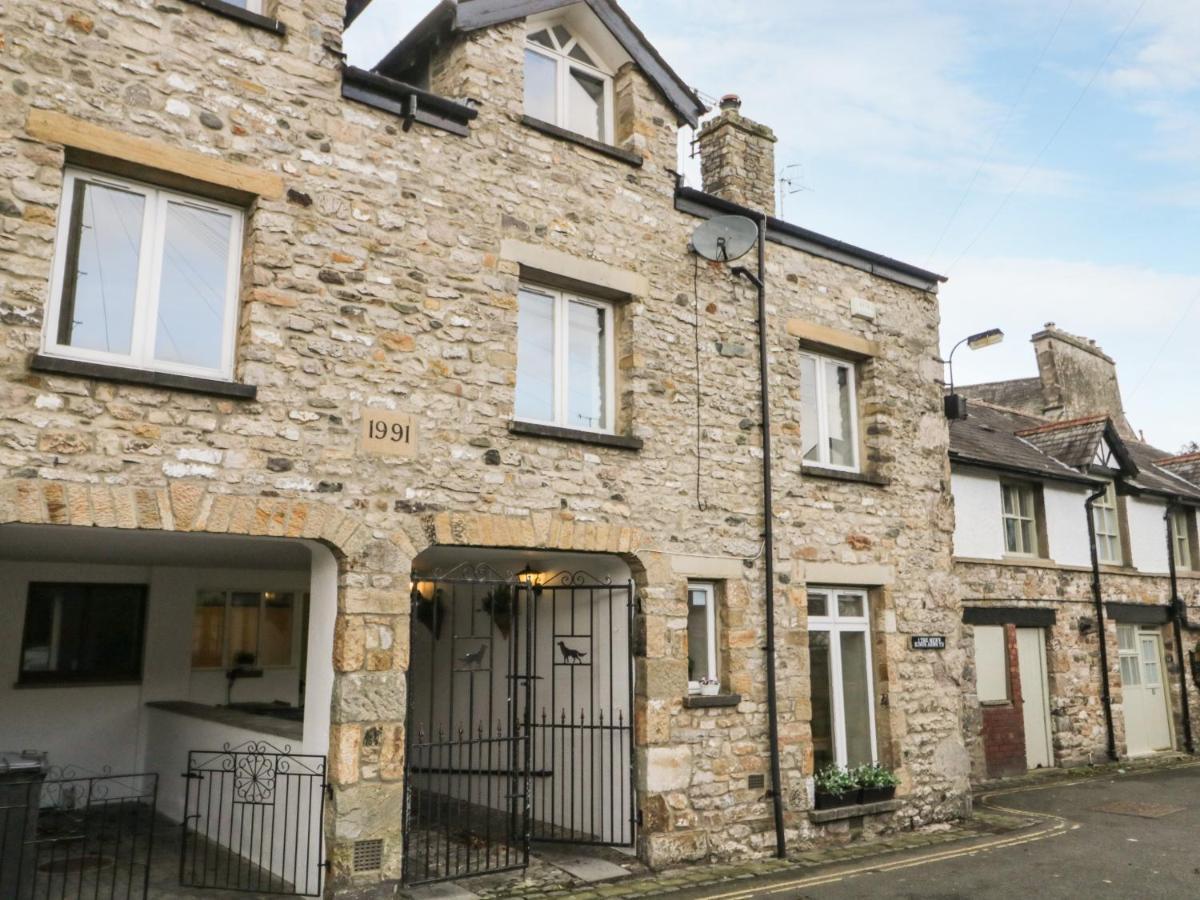 Kirkby House Villa Карнфорт Екстериор снимка